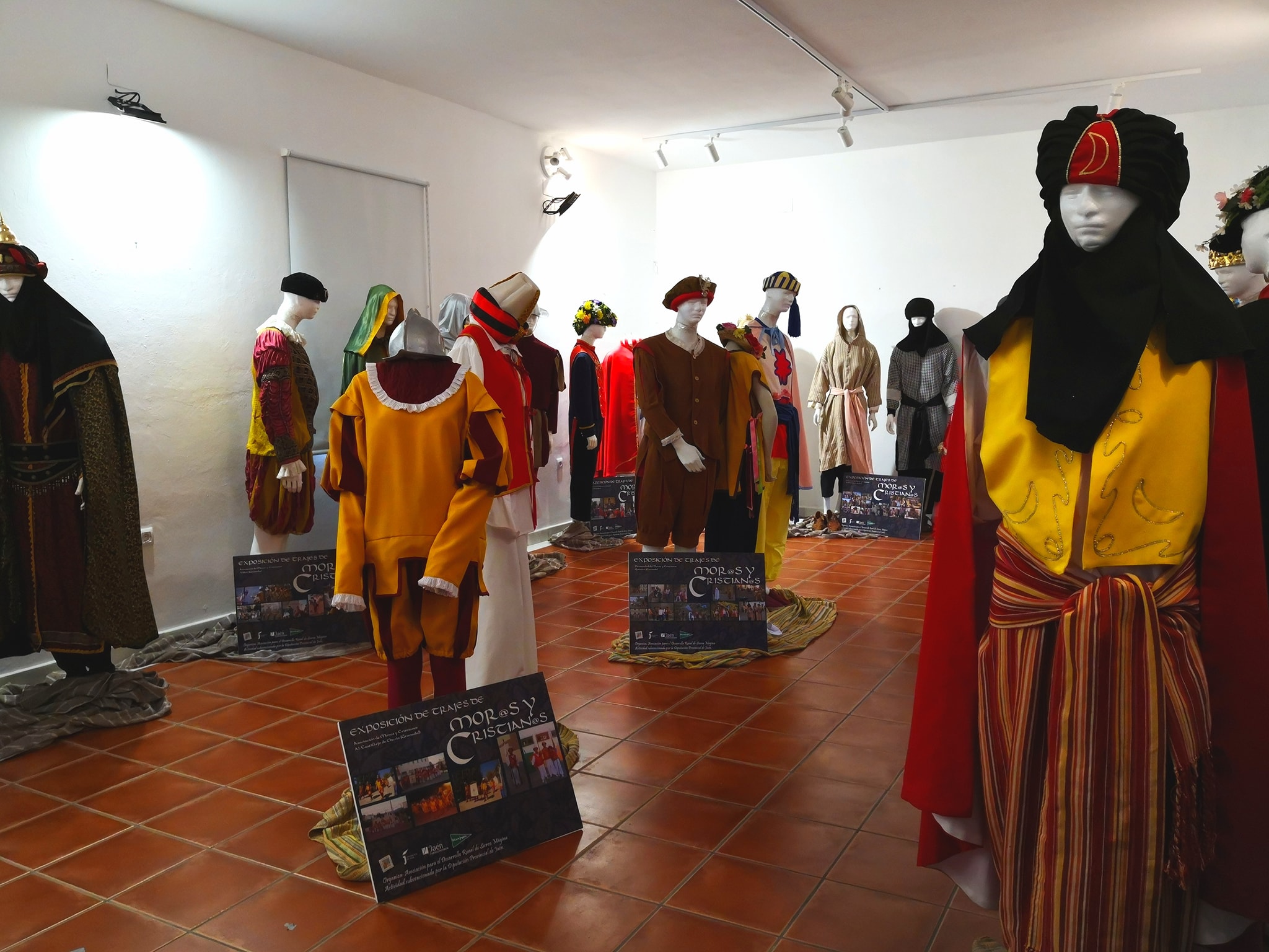 Exposición trajes